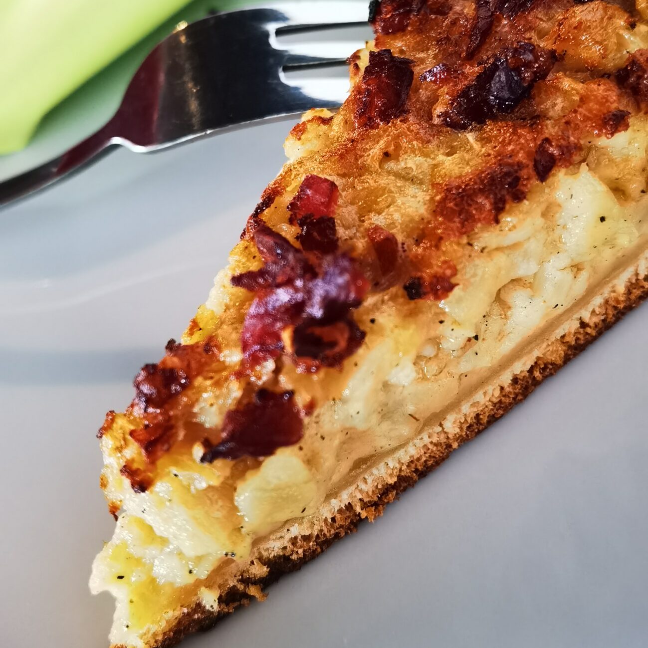 TÄGLICH EIN BILD — 13.10.2022 — 286.TAG — BILD #286 — Zwiebelkuchen mit Speck